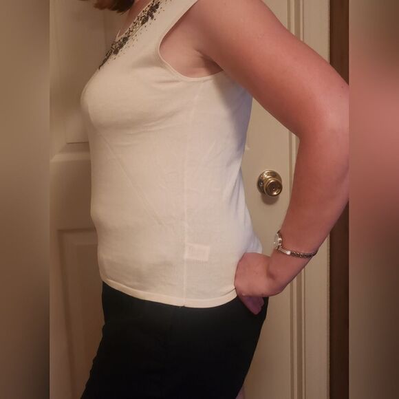 NWT Coldwater Creek L Cream SILK Blend Embroidered Beaded Slvless Knit Women Top - Picture 3 of 10
